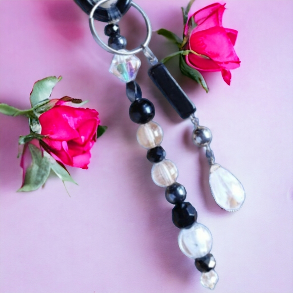 Black & White Crystal Beaded Handcrafted Keychain - Picture 2 of 8